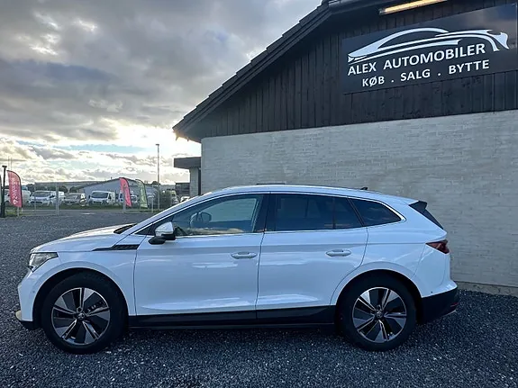 Skoda Enyaq 2022 photo 3