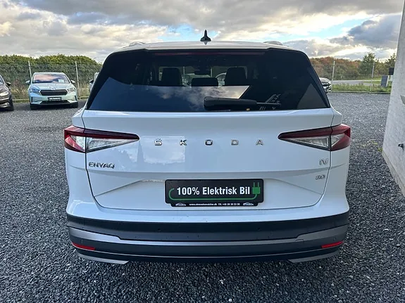 Skoda Enyaq 2022 photo 5