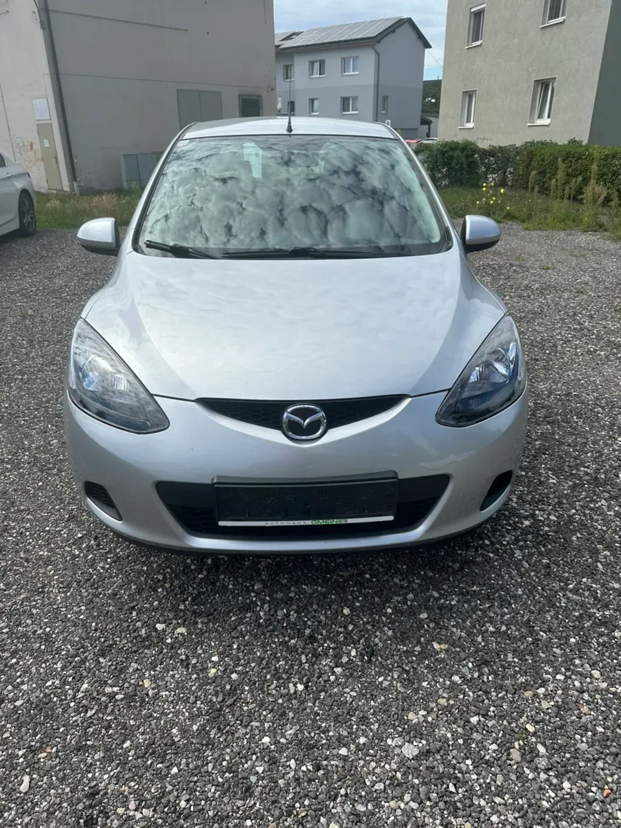 Mazda Mazda2