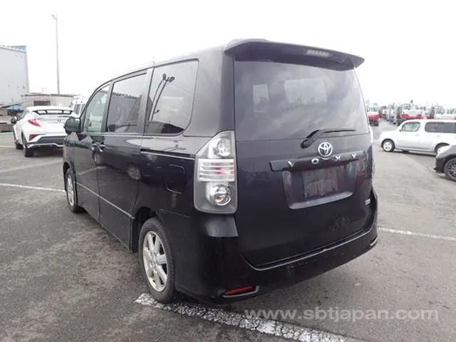 Toyota Voxy Zs 2007 photo 3