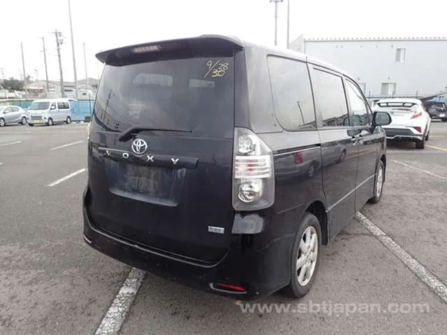 Toyota Voxy Zs 2007 photo 4