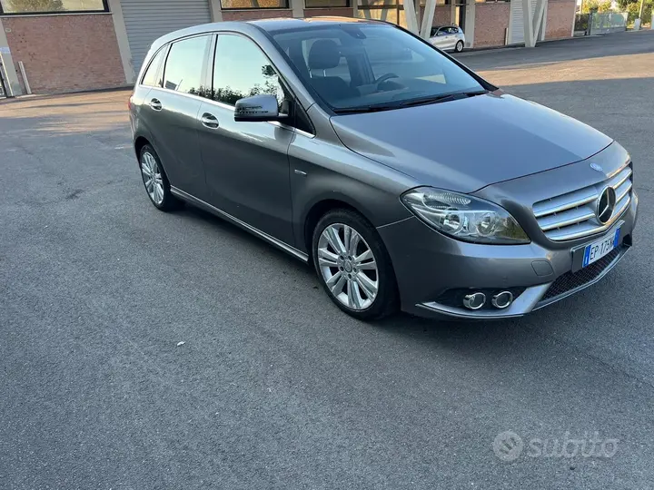 Mercedes-Benz B 180 Cdi