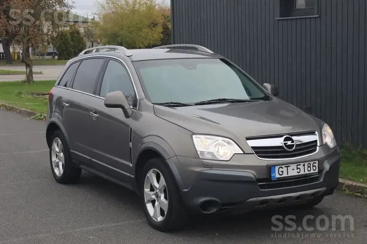 Opel Antara 2007 photo 2