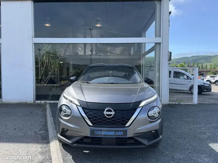 Nissan Juke 2023 photo 2