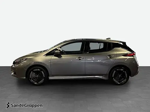 Nissan Leaf 2022 photo 2