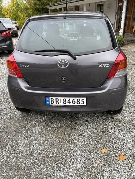 Toyota Yaris 2009 photo 4