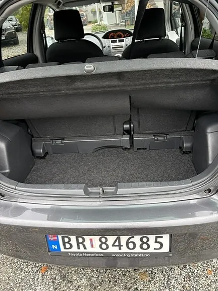 Toyota Yaris 2009 photo 5