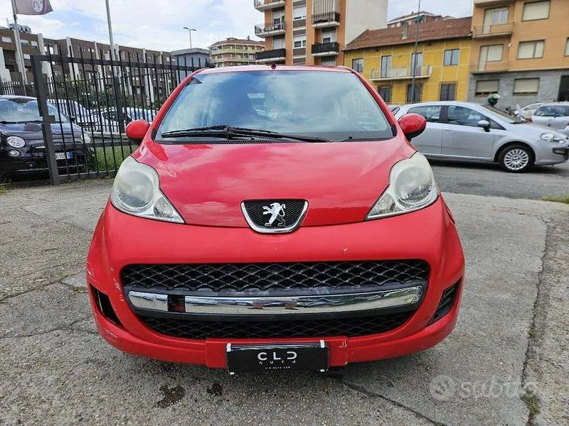 Peugeot 107 2012 photo 2