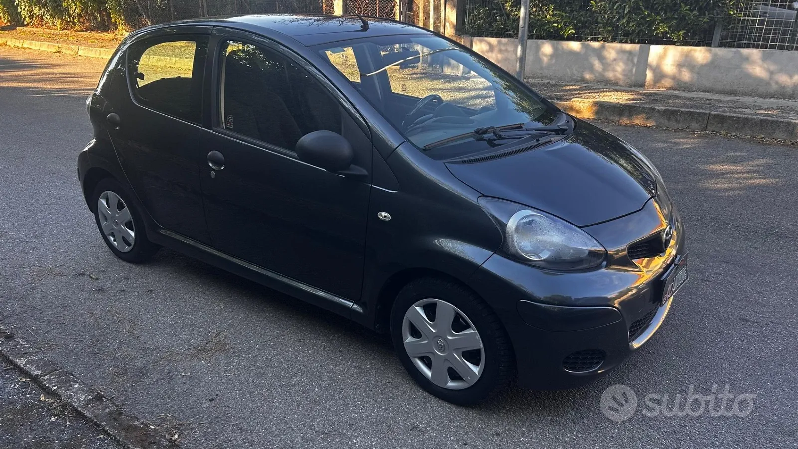 Toyota Aygo 2009 photo 2