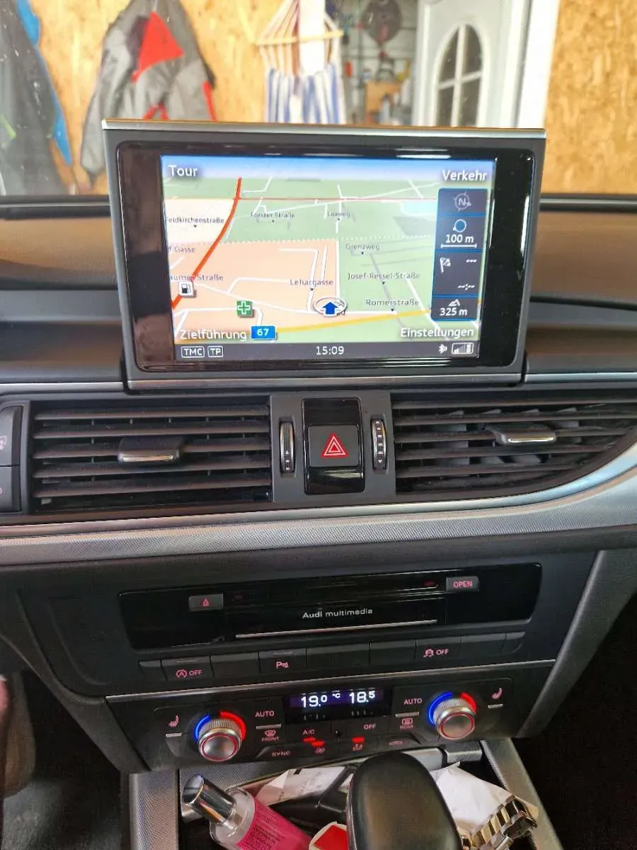 Audi A6 2017 photo 2