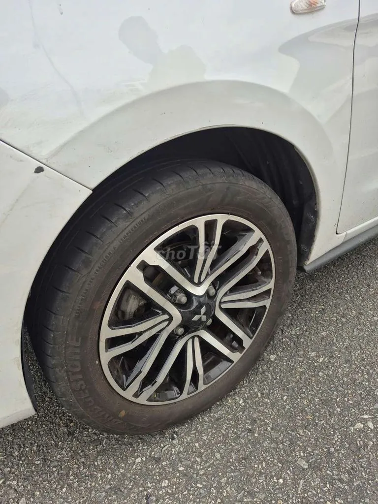 Mitsubishi Attrage 2023 photo 5