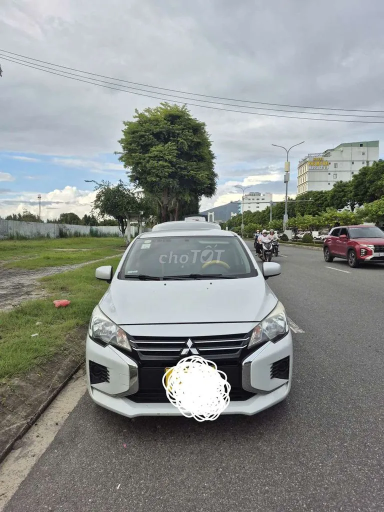 Mitsubishi Attrage