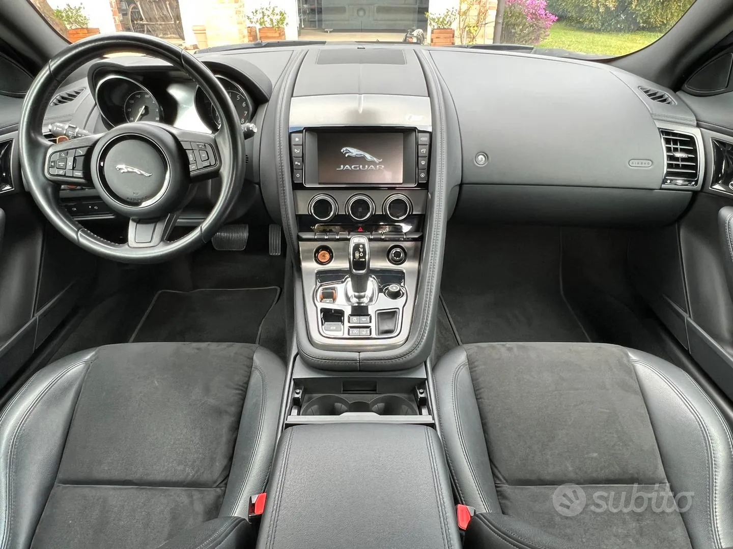 Jaguar F-Type 2016 photo 5