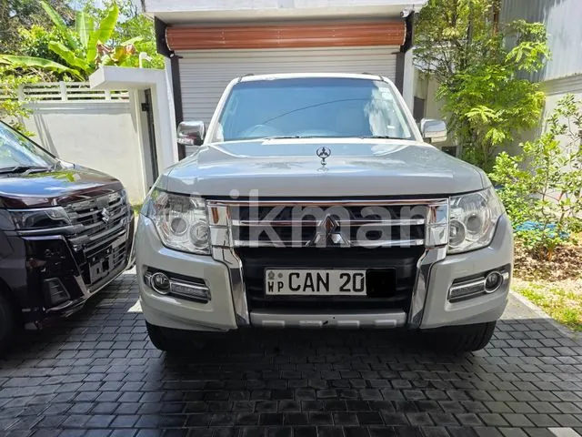 Mitsubishi Montero 2015 photo 4