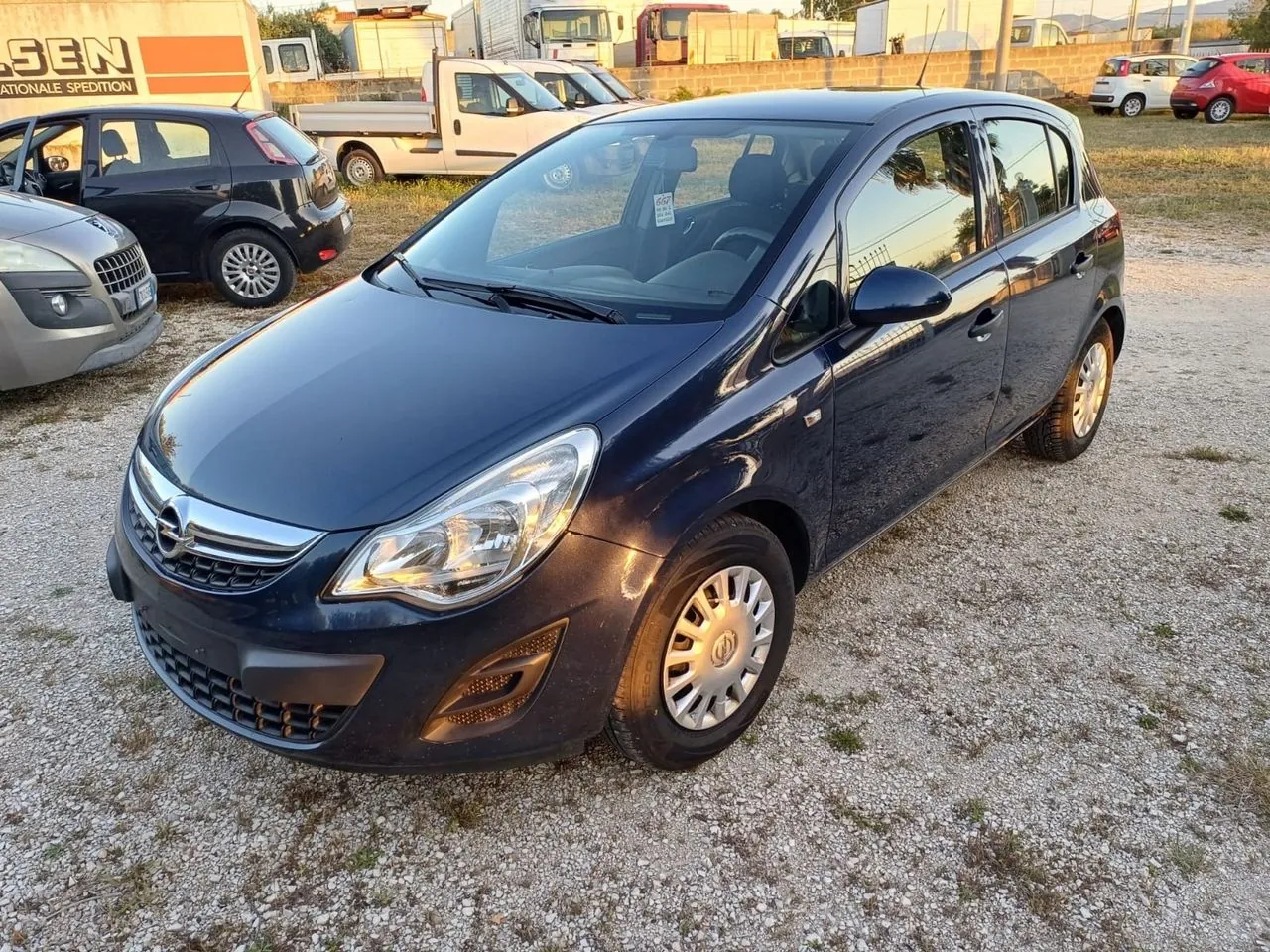 Opel Corsa 2014 photo 2