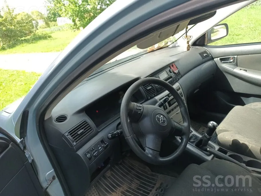 Toyota Corolla 2004 photo 5