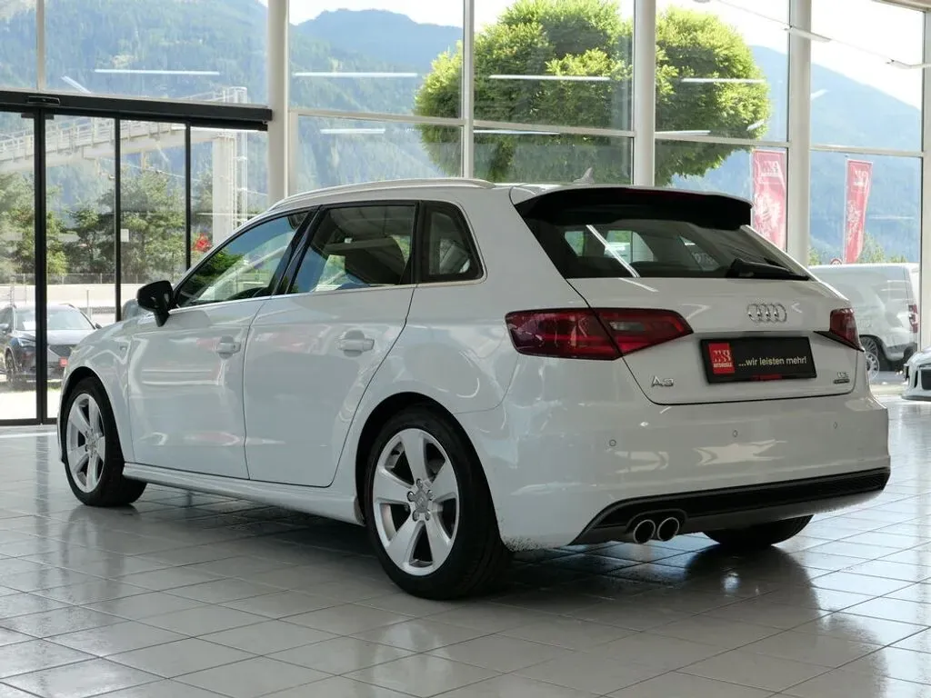 Audi A3 2016 photo 3