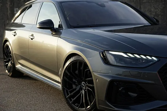 Audi Rs4 2021 photo 2