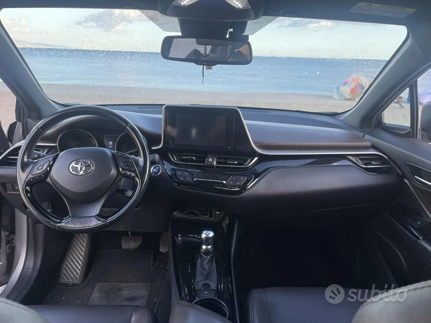 Toyota C-Hr 2018 photo 4