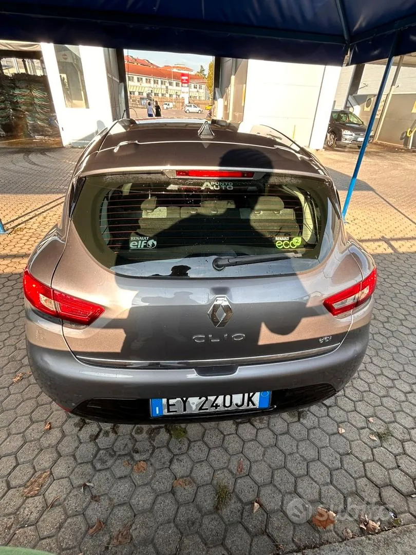 Renault Clio 2015 photo 2