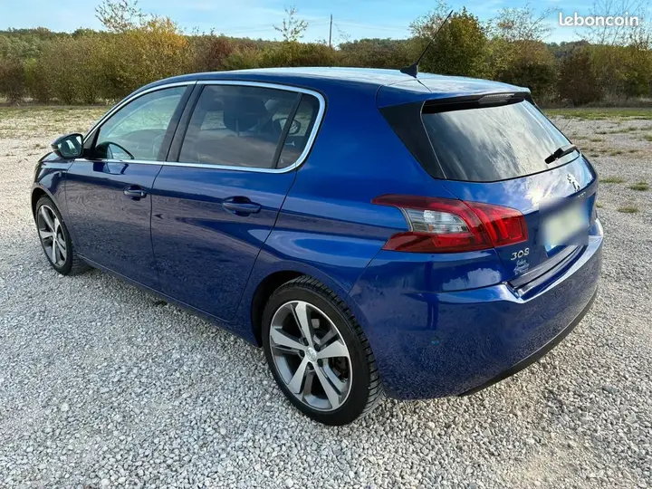 Peugeot 308 2020 photo 3