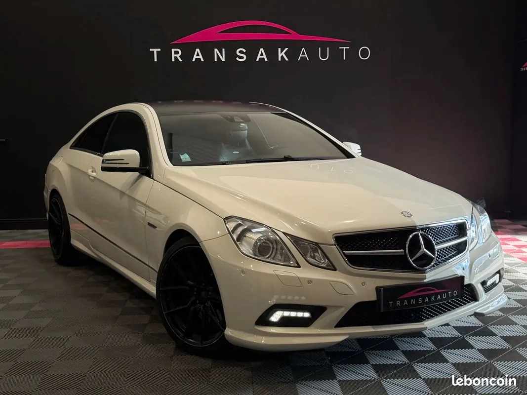 Mercedes-Benz E-Class 2011 photo 3