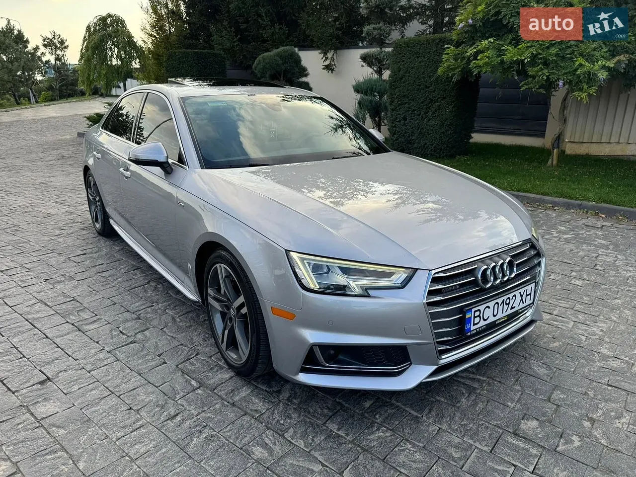 Audi A4 2017 photo 3