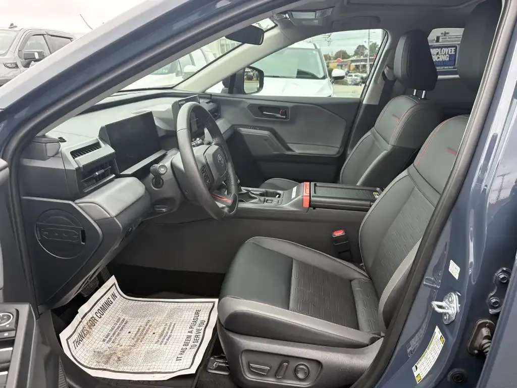 Toyota Rav4 2026 photo 3