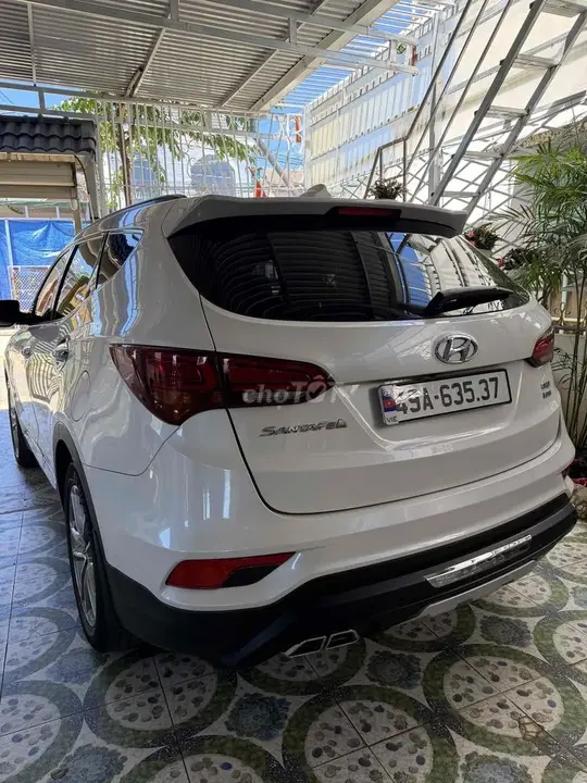 Hyundai Santa Fe 2018 photo 2