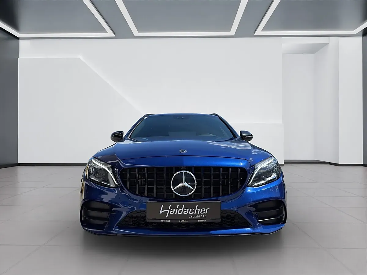 Mercedes-Benz C-Class 2018 photo 3