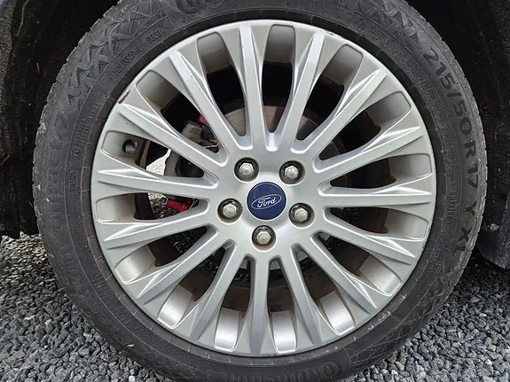 Ford Focus 2012 photo 3