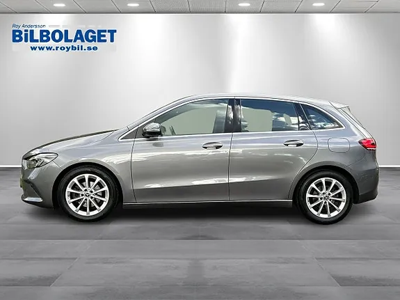 Mercedes-Benz B180 2019 photo 2