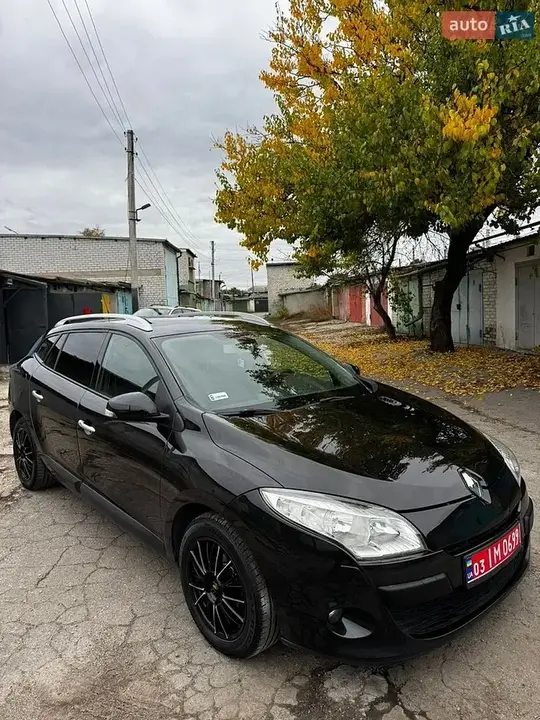 Renault Megane 2010 photo 2