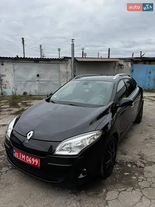 Renault Megane 2010 photo 4