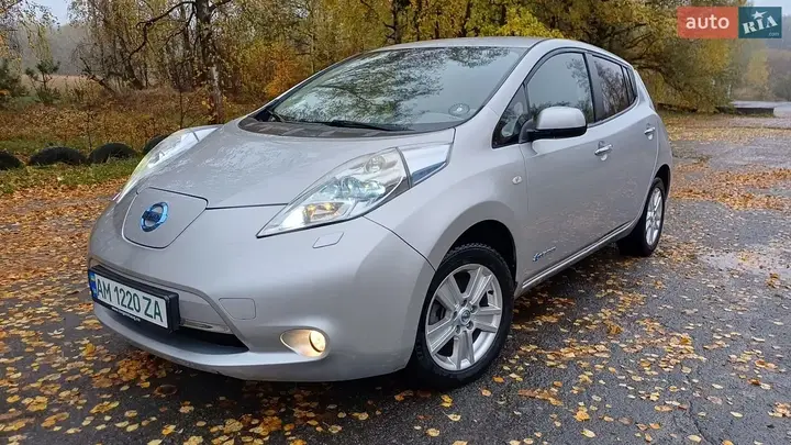 Nissan Leaf 2012 photo 3