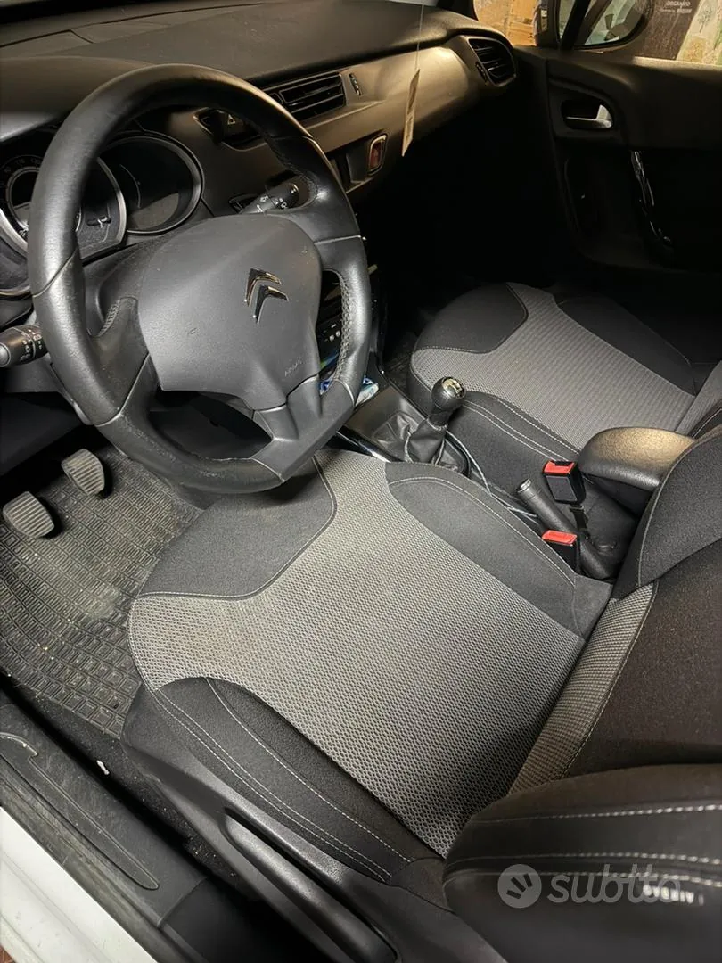 Citroen C3 2014 photo 2