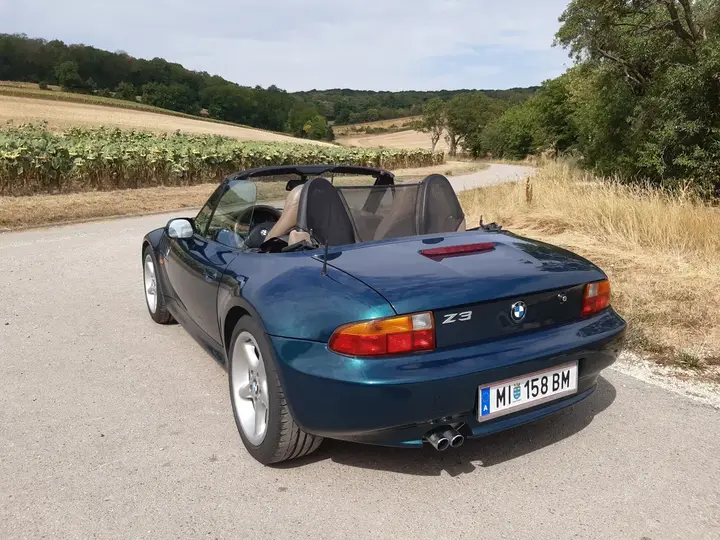 BMW Z3 1997 photo 2