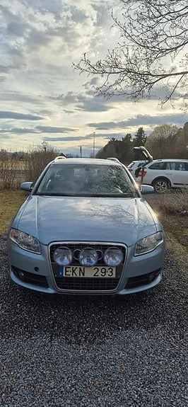 Audi A4 2008 photo 2