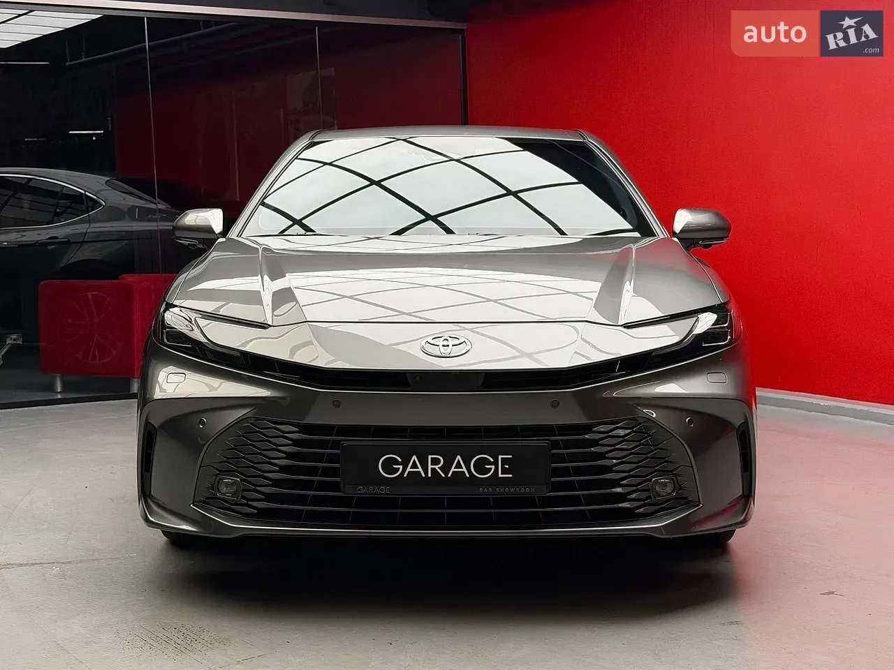Toyota Camry 2025 photo 2