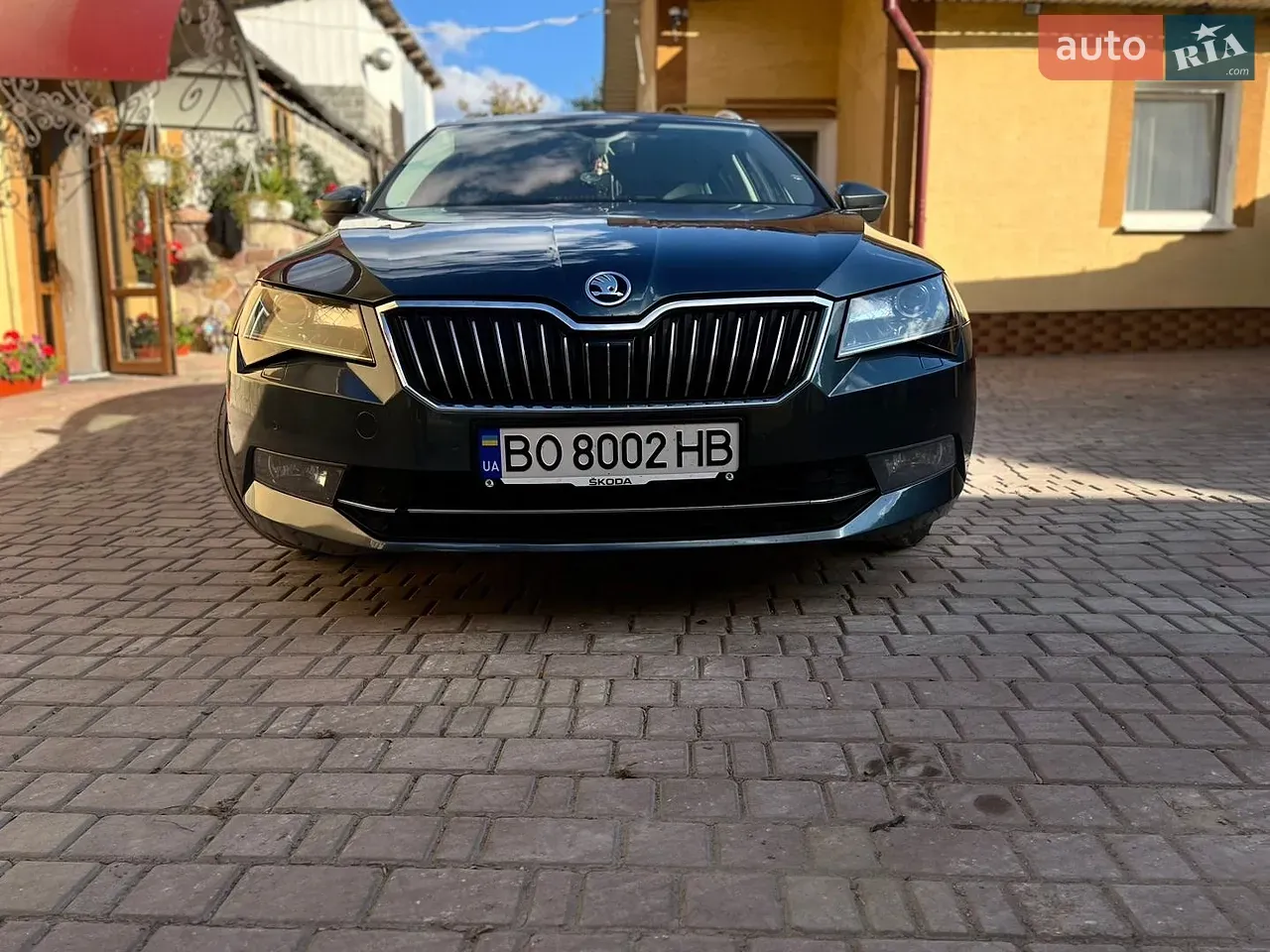 Skoda Superb 2018 photo 2