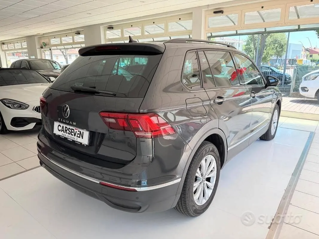 Volkswagen Tiguan 2023 photo 5