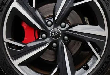 Audi A6 2025 photo 2