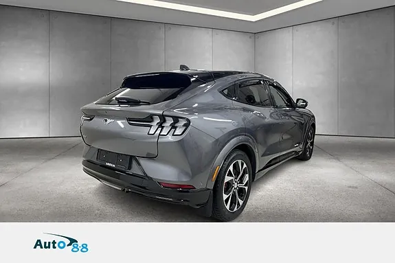 Ford Mustang Mach-E 2021 photo 4