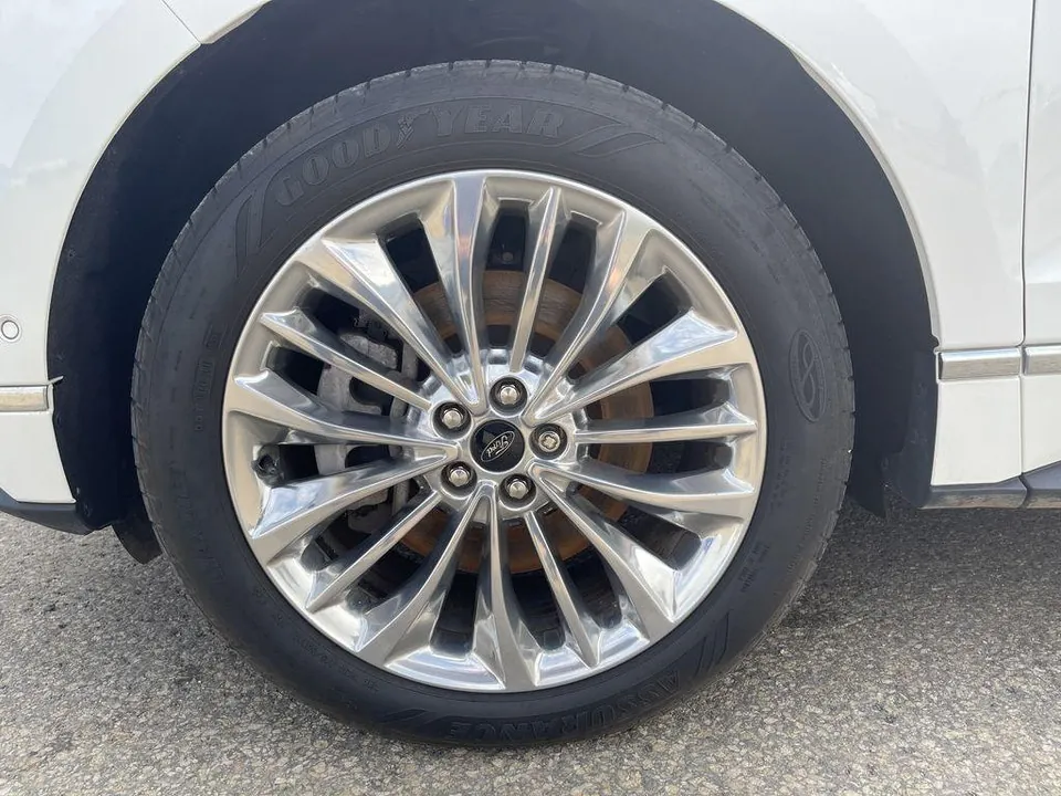Ford Edge 2022 photo 3