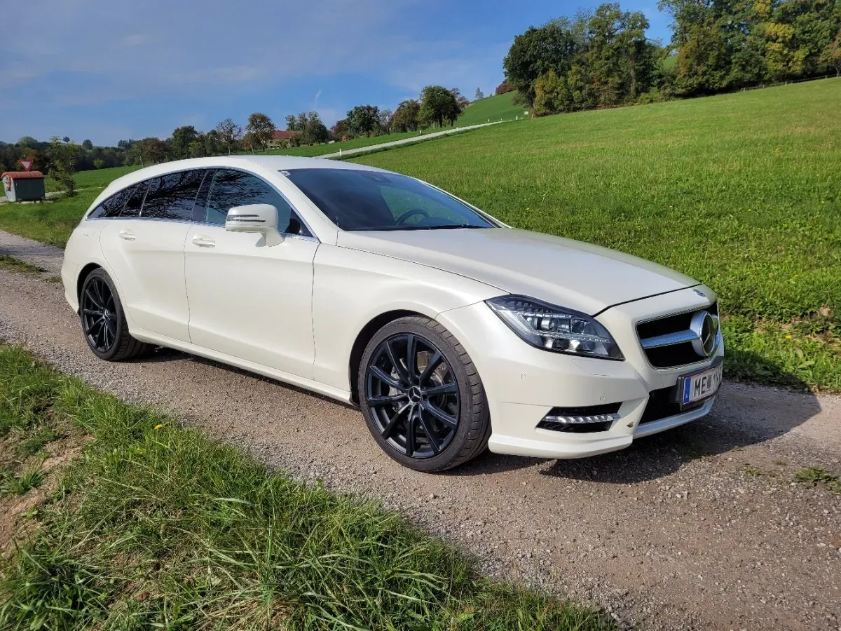 Mercedes-Benz Cls 2012 photo 2
