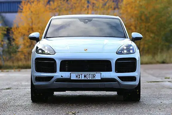 Porsche Cayenne 2023 photo 2
