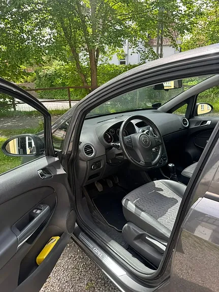 Opel Corsa 2011 photo 5
