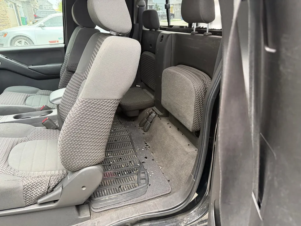 Nissan Frontier 2006 photo 4