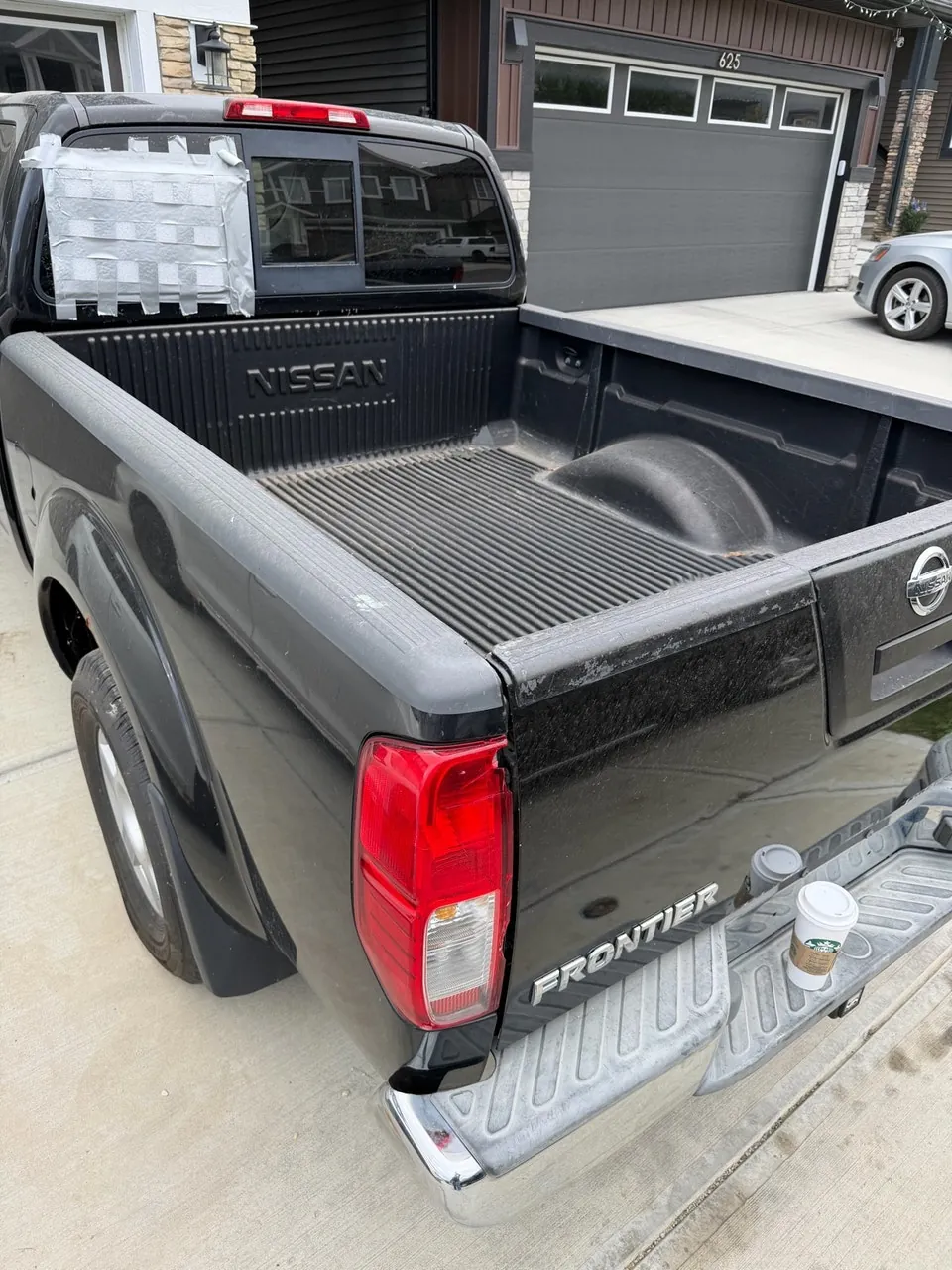 Nissan Frontier 2006 photo 5
