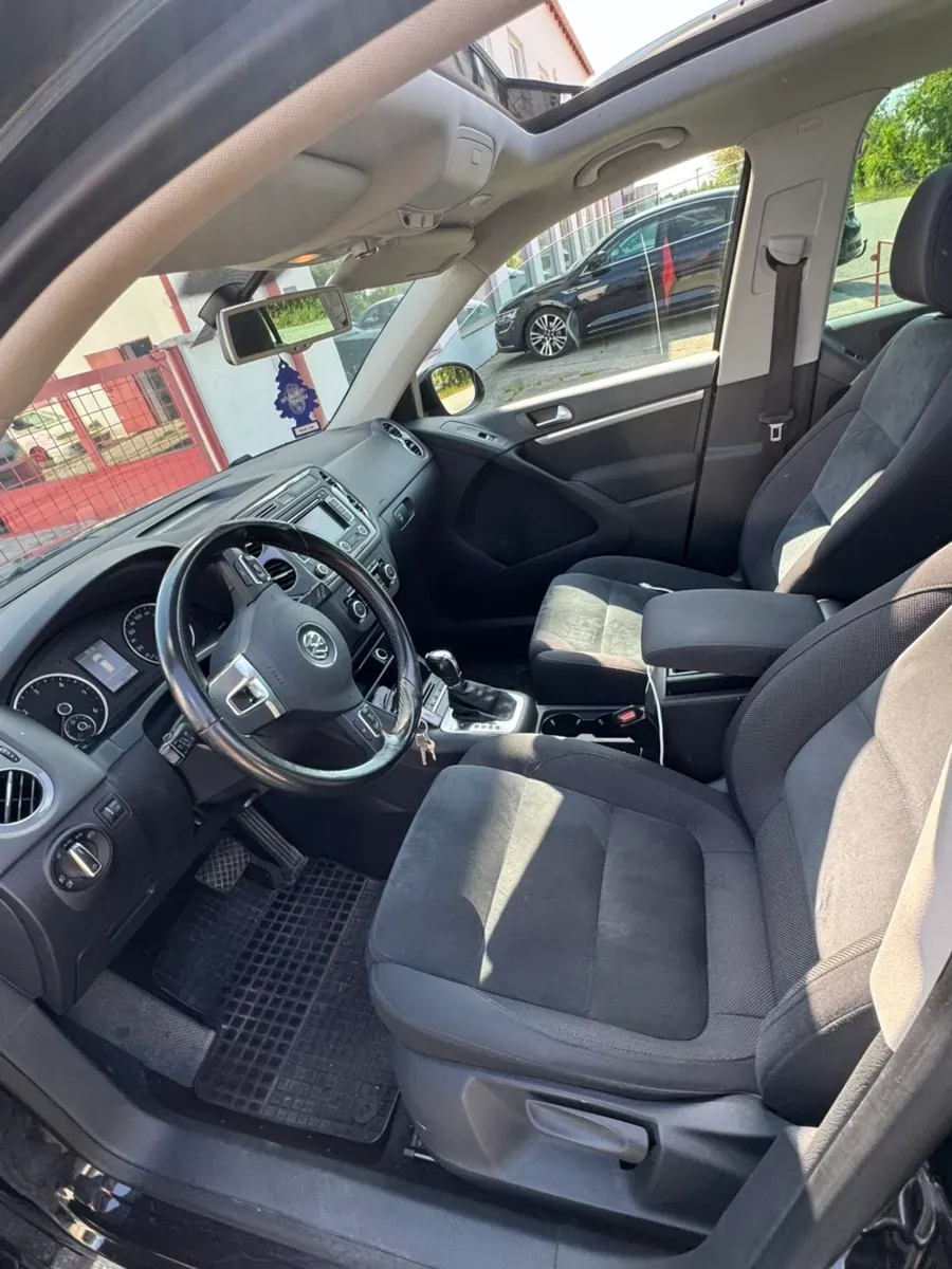 Volkswagen Tiguan 2011 photo 3
